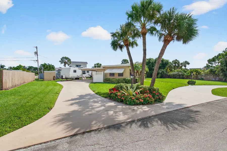 3115 Pierson Drive, Delray Beach, FL 33483 - Image #2