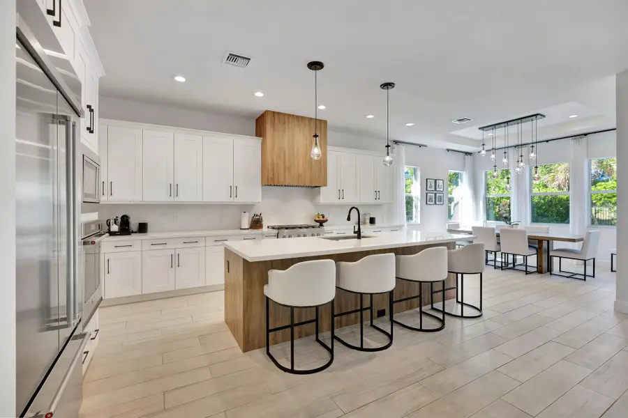 9264 Crestview Circle, Palm Beach Gardens, FL 33412 - Image #2