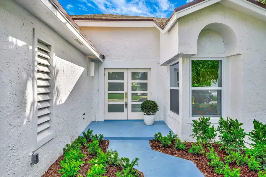 6121 Brandon Street, West Palm Beach, FL 33418 - Image #2