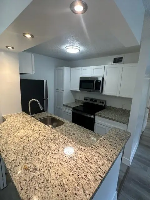 4561 W Mcnab Road #25, Pompano Beach, FL 33069 - Image #2