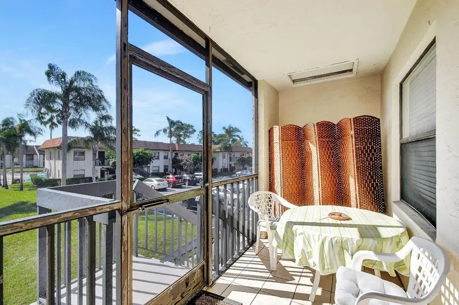 7166 Golf Colony Court #203, Lake Worth, FL 33467 - Image #3