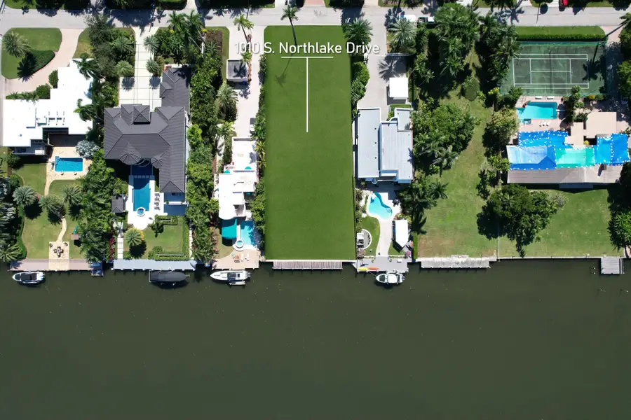 1010 S Northlake Drive, Hollywood, FL 33019 - Image #3