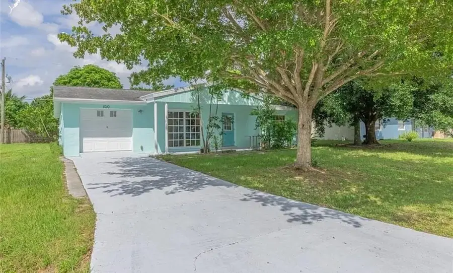 1010 SE Euclid Lane, Port Saint Lucie, FL 34983 - Image #2