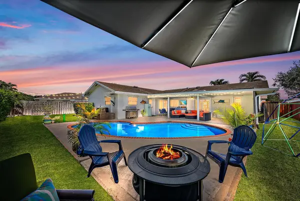 11913 Bayberry Street, Palm Beach Gardens, FL 33410