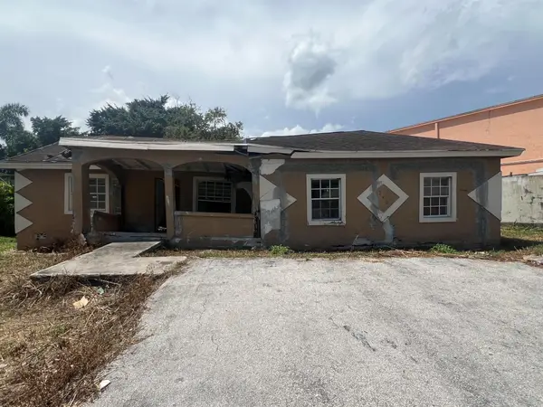 542 SE 6th Drive, Belle Glade, FL 33430
