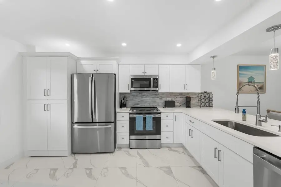 6936 Huntington Lane #302, Delray Beach, FL 33446 - Image #3