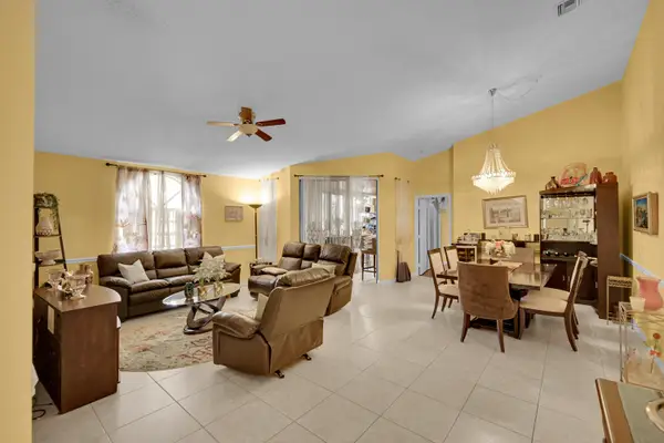5379 Verona Drive #H, Boynton Beach, FL 33437