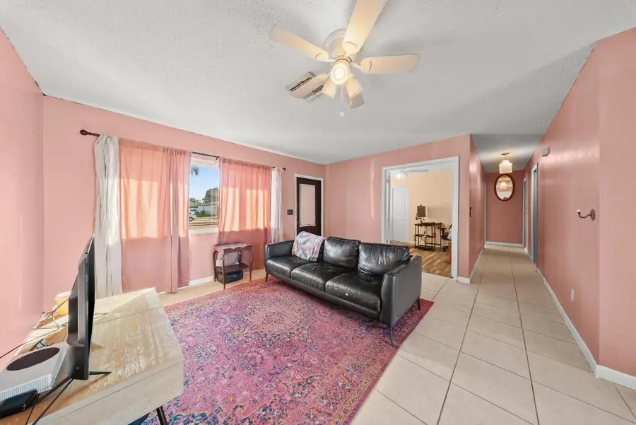 651 SE Port St Lucie Boulevard, Port Saint Lucie, FL 34984 - Image #3