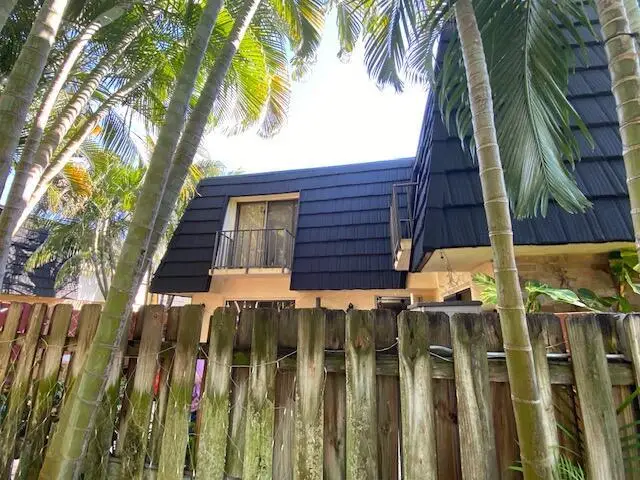 127 Woodland Road, Palm Springs, FL 33461 - Image #3