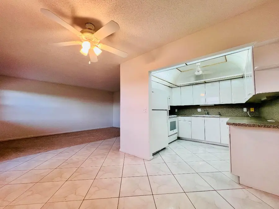 461 Wellington J, West Palm Beach, FL 33417 - Image #3