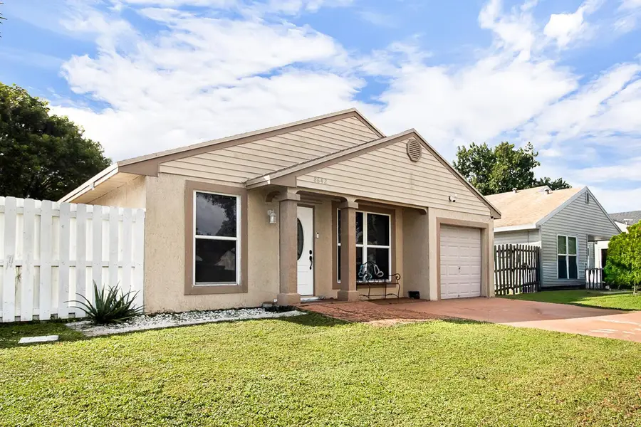 8642 SW 15th Street, Pembroke Pines, FL 33025 - Image #2