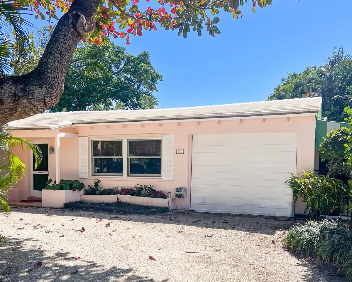 210 Debra Lane, Palm Beach, FL 33480 - Image #1