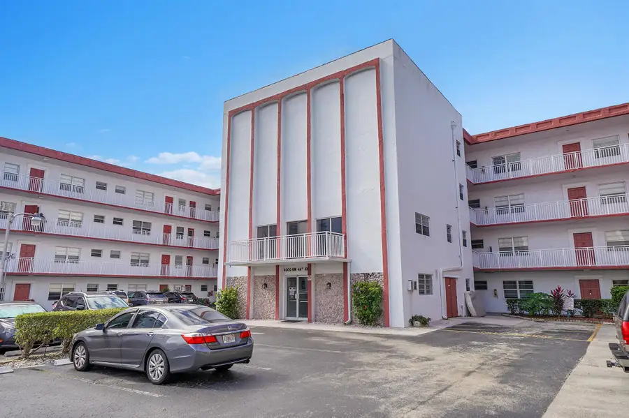 4000 NW 44th Avenue #301, Lauderdale Lakes, FL 33319 - Image #2