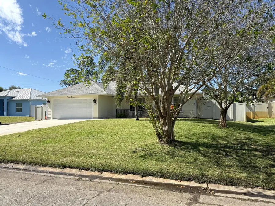 1835 17th Avenue Sw, Vero Beach, FL 32962 - Image #2