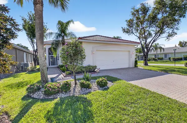 8074 Bellafiore Way, Boynton Beach, FL 33472