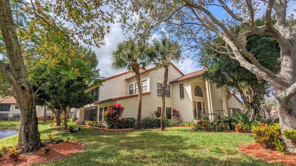 3002 Lucerne Park Drive #5121, Greenacres, FL 33467 - Image #1