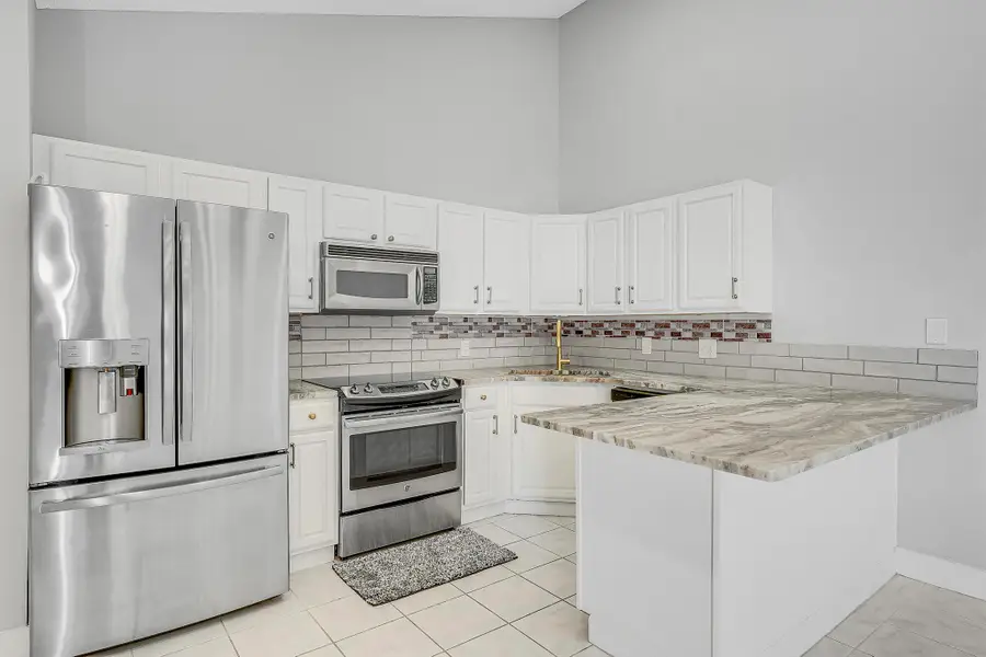 5370 Eagle Lake Drive, Palm Beach Gardens, FL 33418 - Image #2