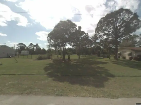 2678 SE Ibis Avenue, Port St Lucie, FL 34952