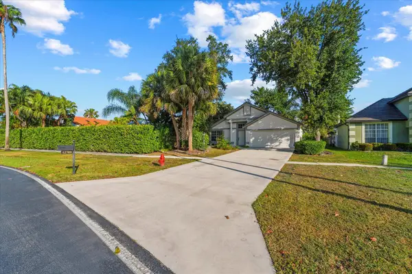 12709 White Coral Drive, Wellington, FL 33414