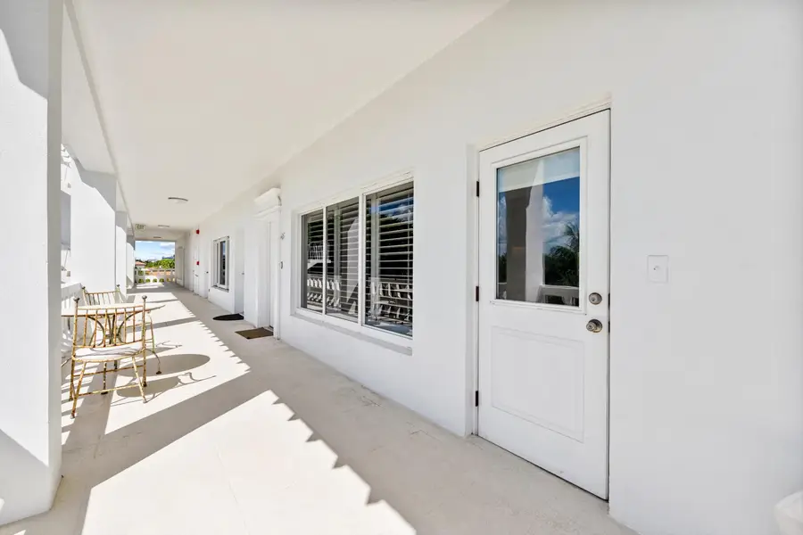 300 S Ocean Boulevard #4f, Palm Beach, FL 33480 - Image #2