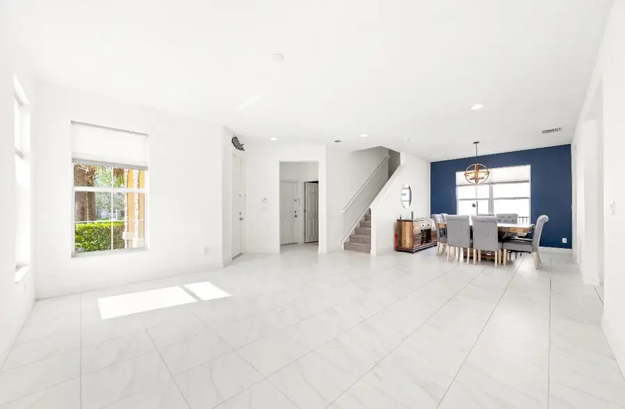 2011 NW Cataluna Circle, Port Saint Lucie, FL 34986 - Image #3