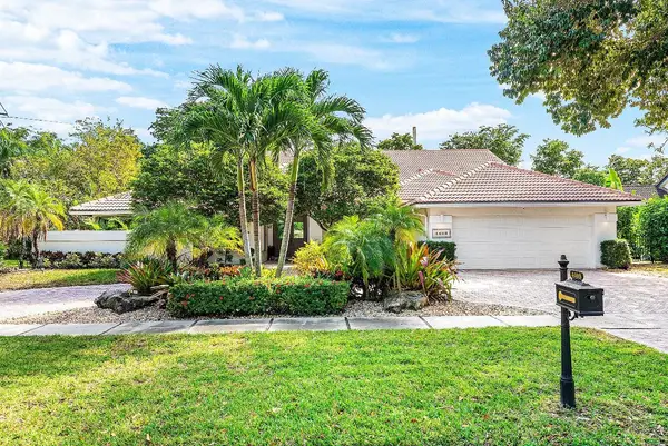 4408 Woodfield Boulevard, Boca Raton, FL 33434