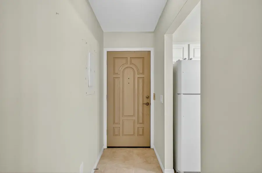 400 18th Street #D-2, Vero Beach, FL 32960 - Image #3