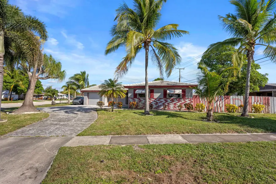 490 W 31st Street, Riviera Beach, FL 33404 - Image #2