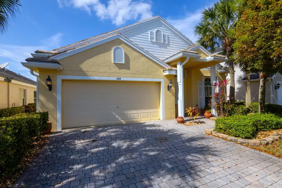 284 Berenger Walk, Royal Palm Beach, FL 33414 - Image #2