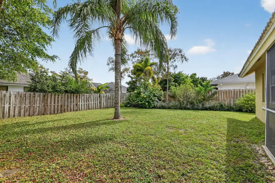 1762 Primrose Lane, Wellington, FL 33414 - Image #2