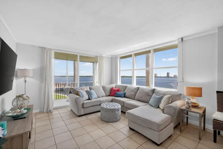 100 Paradise Harbour Boulevard #204, North Palm Beach, FL 33408 - Image #2