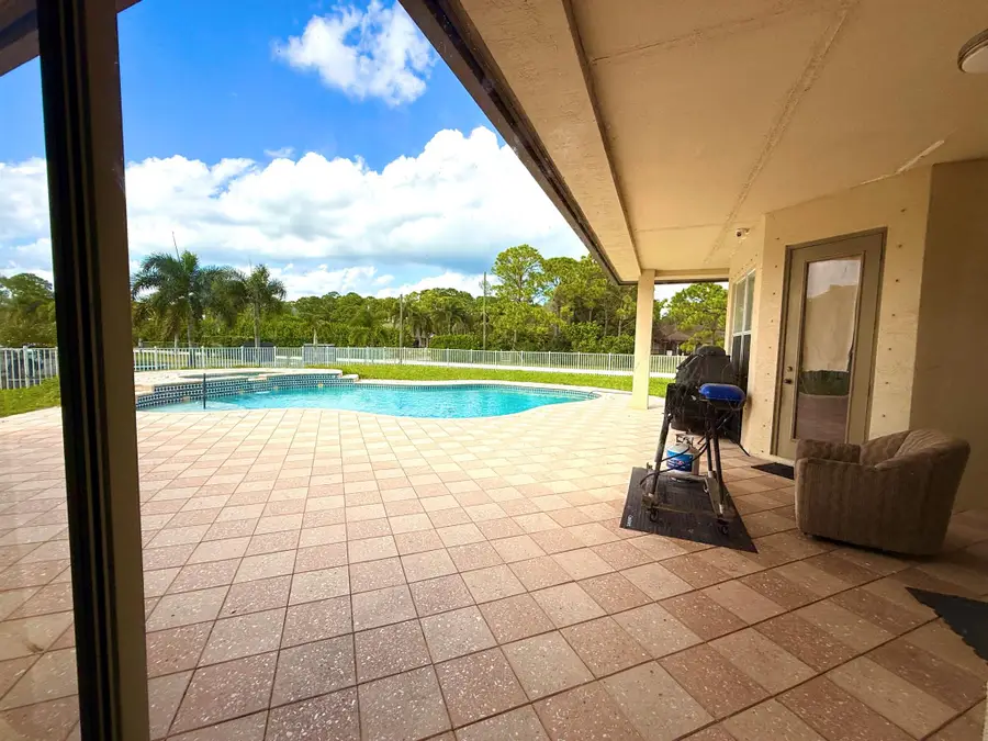 6613 Hall Boulevard, The Acreage, FL 33470 - Image #3