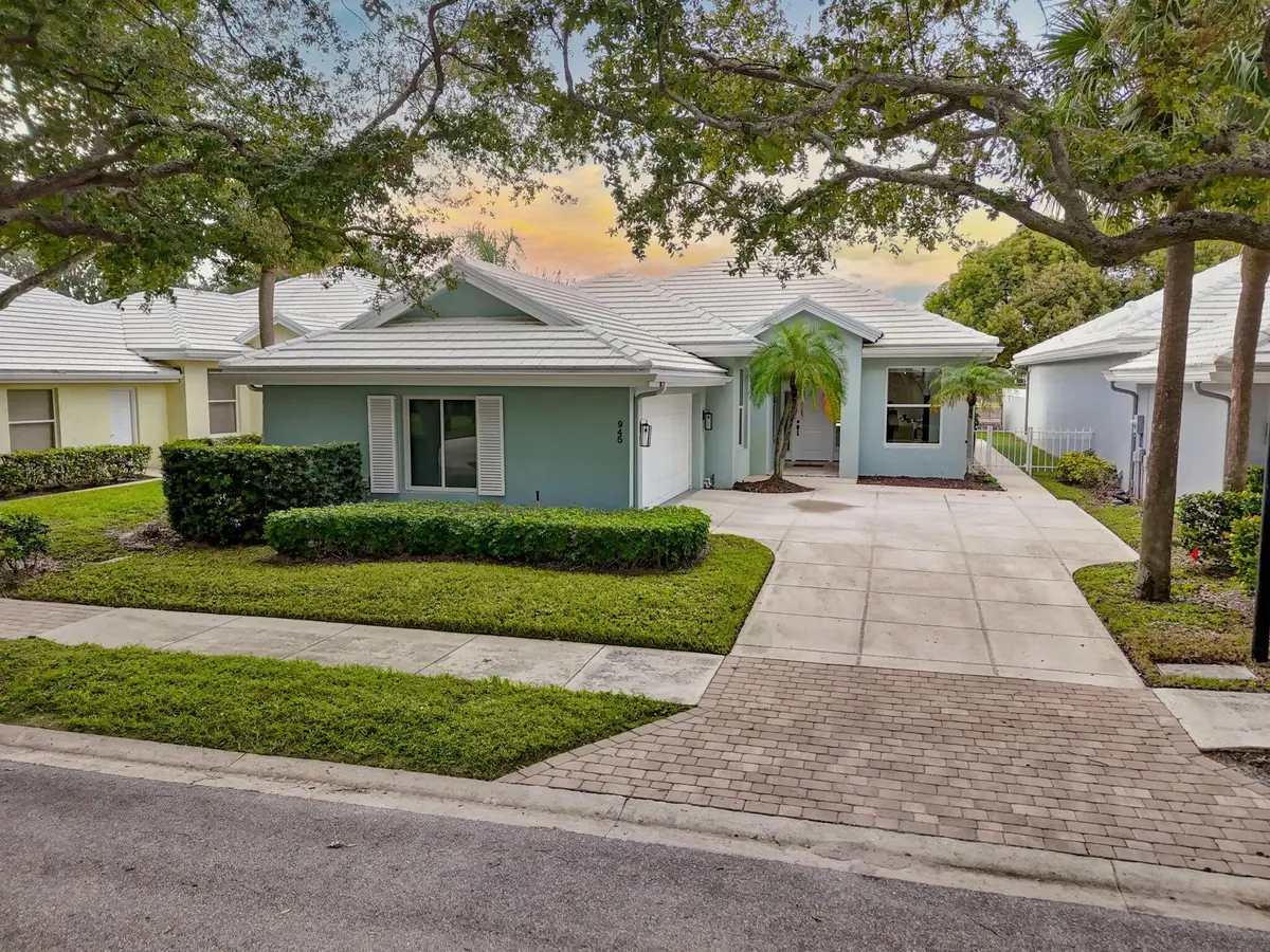 945 Bear Island Circle, West Palm Beach, FL 33409 - Image #1
