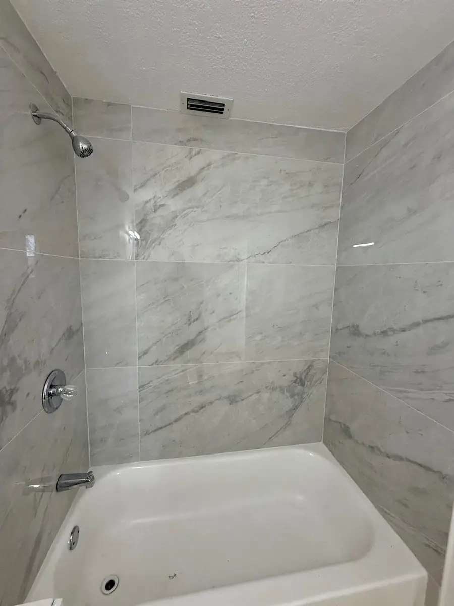 554 SE 1st Street, Belle Glade, FL 33430 - Image #2