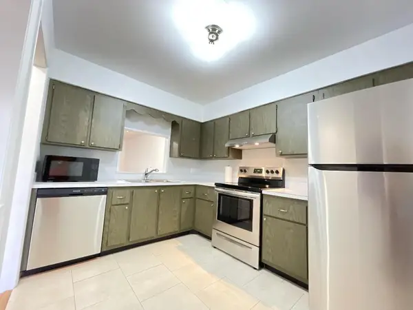 2302 Sunrise Boulevard #202, Fort Pierce, FL 34982