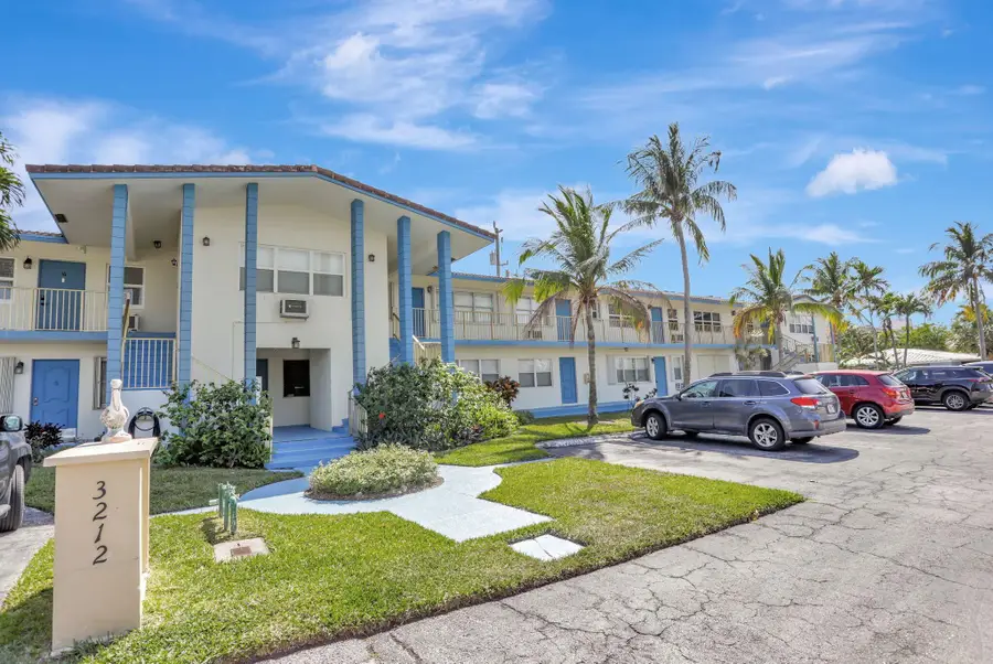 3212 NE 8th Court #7, Pompano Beach, FL 33062 - Image #3