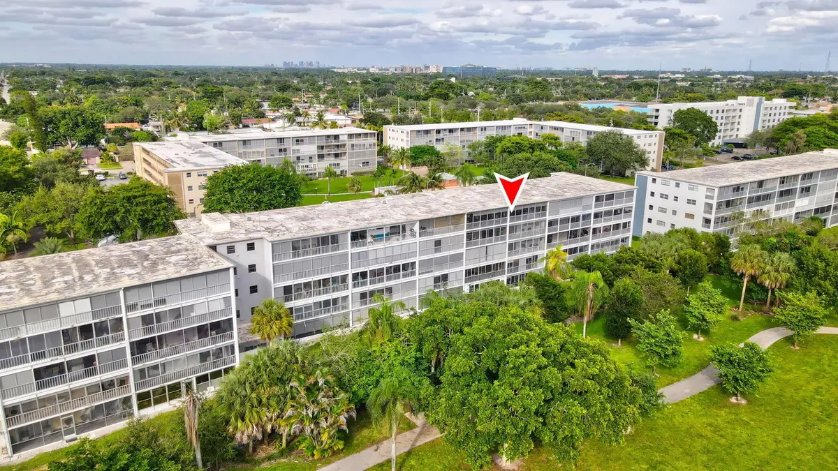 4800 Hillcrest Lane #503, Hollywood, FL 33021 - Image #1