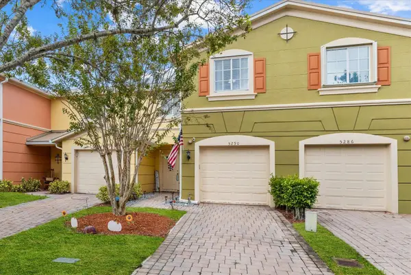 5290 SE Mitchell Lane, Stuart, FL 34997