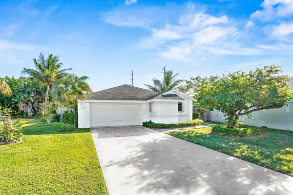 1215 NW 18th Avenue, Delray Beach, FL 33445