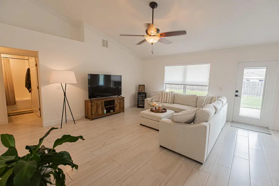 765 SW Hibiscus Street, Port Saint Lucie, FL 34983 - Image #3