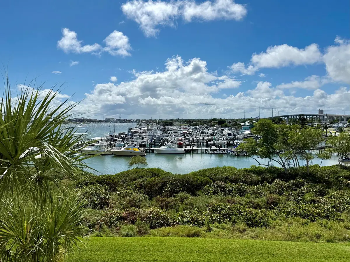 33 Harobur Isle Drive W #304, Fort Pierce, FL 34949 - Image #1