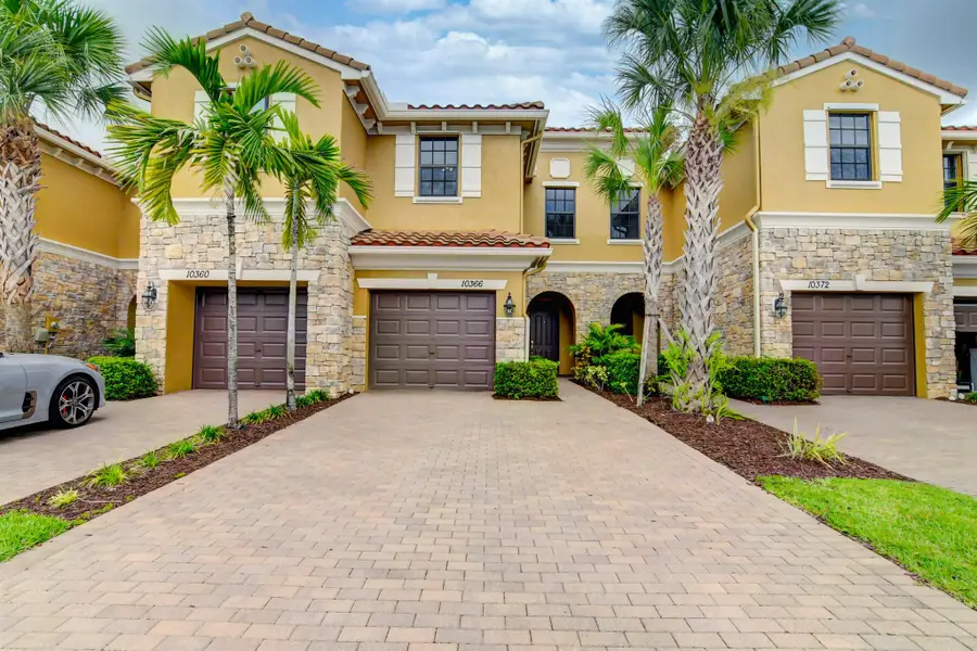 10366 Wellington Parc Drive, Wellington, FL 33449 - Image #2