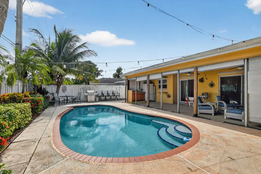 1320 SW 24th Terrace, Deerfield Beach, FL 33442 - Image #2