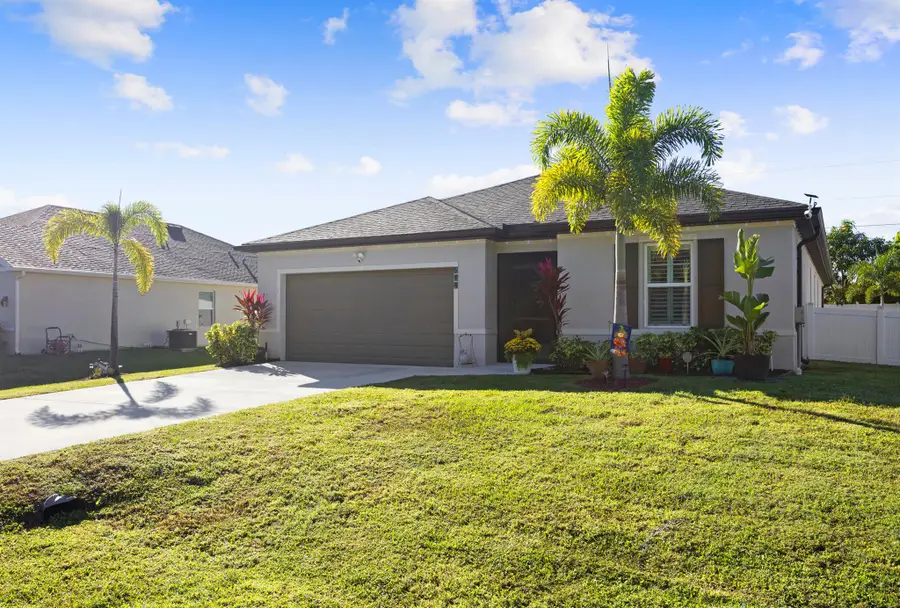 514 SW Kabot Avenue, Port Saint Lucie, FL 34953 - Image #3