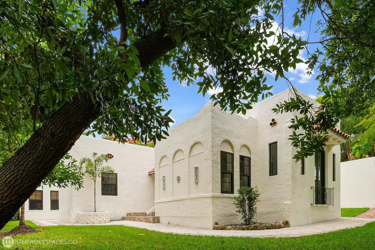 828 35th Street, West Palm Beach, FL 33407 - Image #1