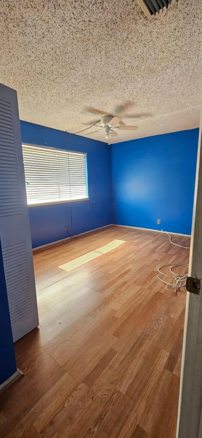 906 E Tiffany Drive #4, Mangonia Park, FL 33407 - Image #2