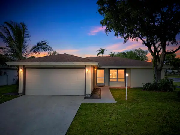 1201 Pine Sage Circle, West Palm Beach, FL 33409