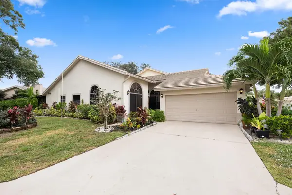 10933 Stafford Circle S, Boynton Beach, FL 33436