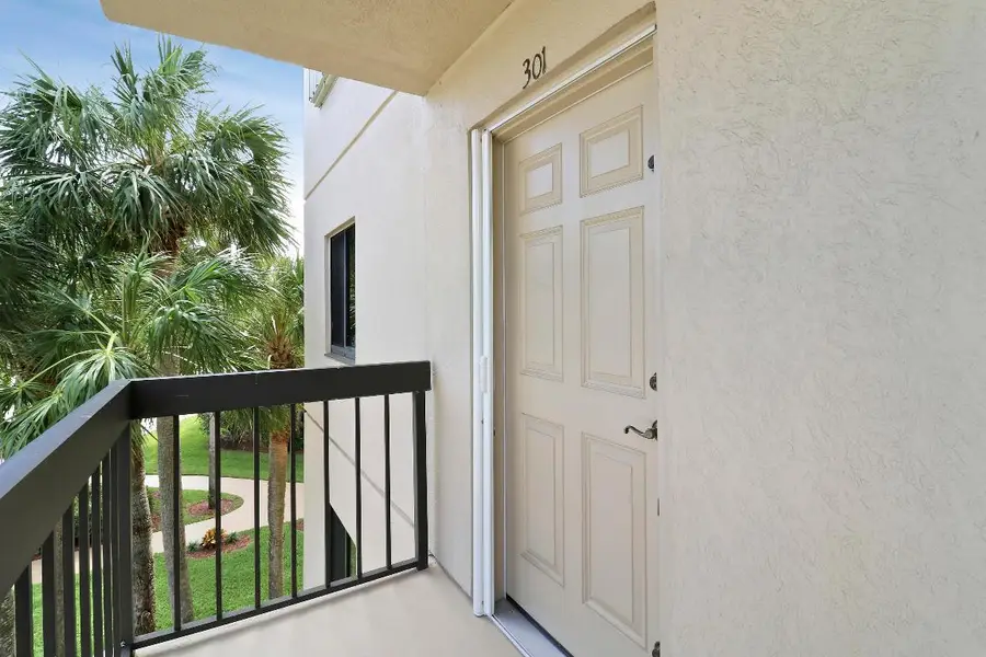 601 Seafarer Circle #301, Jupiter, FL 33477 - Image #3
