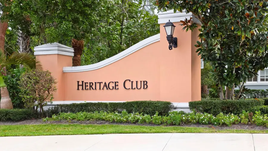 1030 W Heritage Club Circle, Delray Beach, FL 33483 - Image #2